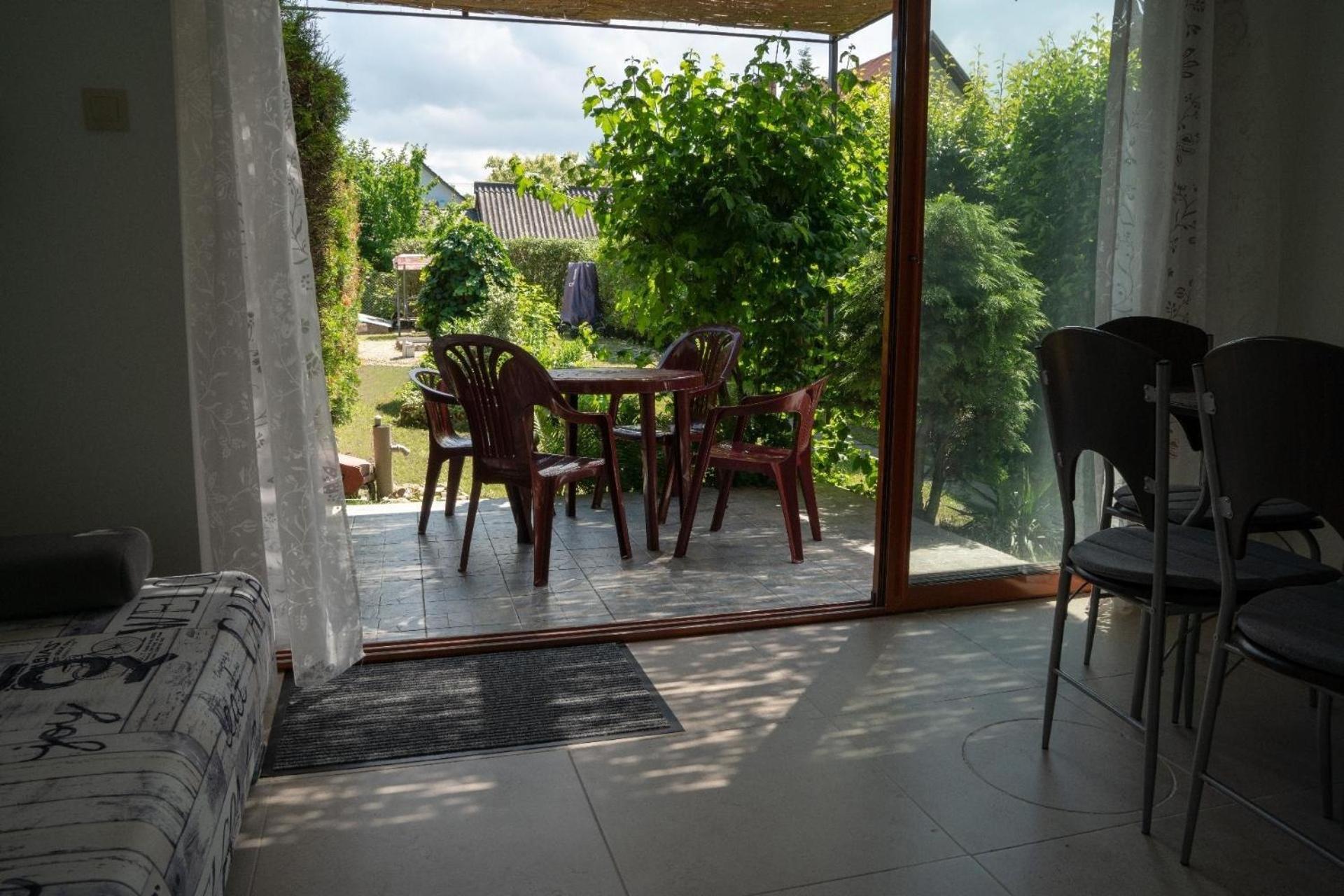 Doppelhaushaelfte Fuer Sechs Personen Mit Garten Szantod Ngoại thất bức ảnh